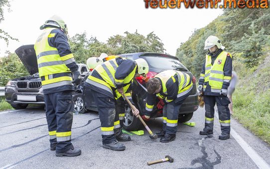 Unfall mit zwei Fahrzeugen zwischen Egelsee und Krems
