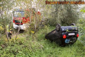 Fahrzeugüberschlag auf der Auffahrt zur S5 im Gewerbepark