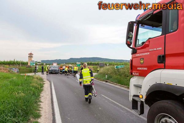 Zwei fahruntüchtige Fahrzeuge nach Unfall auf der L114