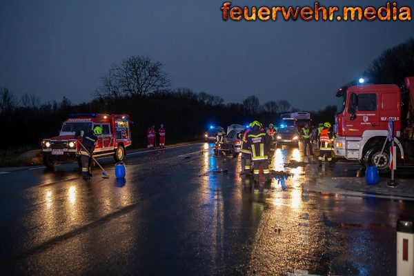 Unfall auf der B33 bei der Abfahrt zum Mauterner Gewerbegebiet