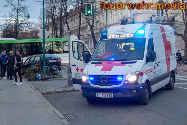 Vier Verletzte nach Unfall auf der Kremser Ringstraße