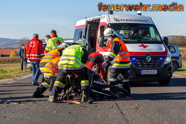 Unfall auf der B34 – Motorrad kollidiert mit einem Pkw