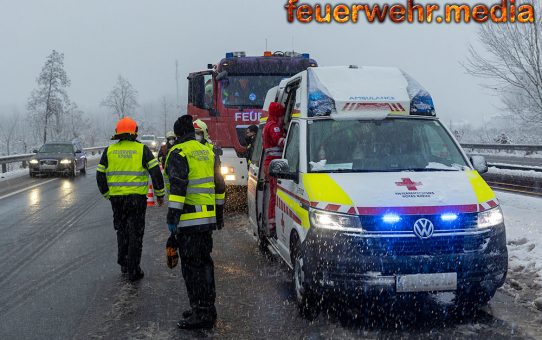 Schneefall in Krems – Unfall auf der B37a