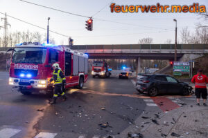 Verkehrsunfall mit zwei Pkw in der Kremser Austraße