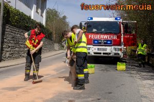 Betriebsmittelaustritt nach Auffahrunfall
