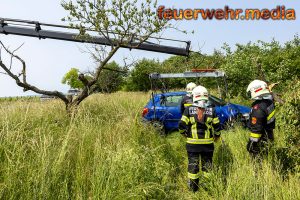 Pkw gegen Baum geschleudert – Lenkerin verletzt