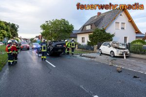 Spur der Verwüstung nach Unfall in Gedersdorf