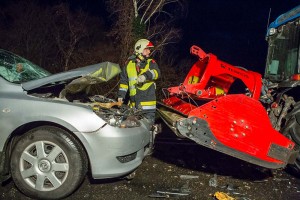 TE Brunnkirchen Pkw Traktor 3ß-Nov-2015-11