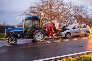 TE Brunnkirchen Pkw Traktor 3ß-Nov-2015-2