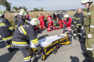 Zwei Verletzte bei Fahrzeugüberschlag auf der L7040 in Nöhagen