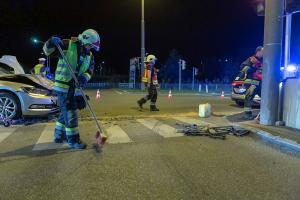 Unfall mit zwei Pkw auf der McDonald Kreuzung