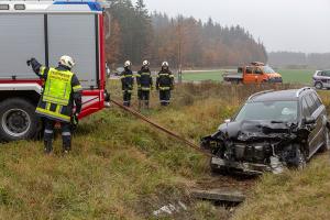 Frontalzusammenstoß zweier Pkw auf der B37