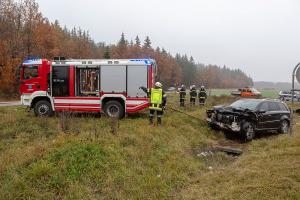 Frontalzusammenstoß zweier Pkw auf der B37