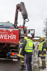 Brandverdacht nach Verkehrsunfall auf der B37 am Gföhlerberg