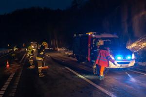 Vier Fahrzeuge bei einem Unfall auf der B37 beteiligt