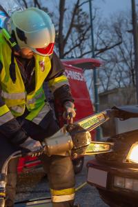 Drei Verletzte nach Unfall mit zwei Fahrzeugen auf der Ringstraße