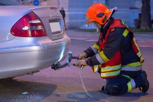 Drei Verletzte nach Unfall mit zwei Fahrzeugen auf der Ringstraße