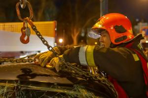 Drei Verletzte nach Unfall mit zwei Fahrzeugen auf der Ringstraße