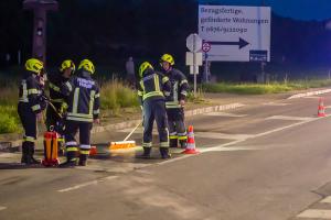 Engagierter Ersthelfer dämmt Fahrzeugbrand ein