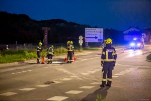 Engagierter Ersthelfer dämmt Fahrzeugbrand ein