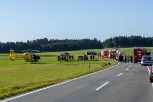 Fahrzeugüberschlag auf der L76 bei Gloden