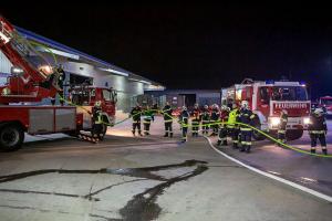 Silobrand in einem landwirtschaftlichen Betrieb in Grafenwörth