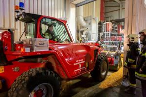 Silobrand in einem landwirtschaftlichen Betrieb in Grafenwörth