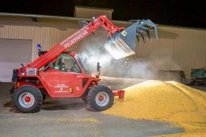 Silobrand in einem landwirtschaftlichen Betrieb in Grafenwörth