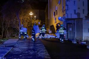 Sturm über Krems - Dämmplatten einer Fassade lösen sich