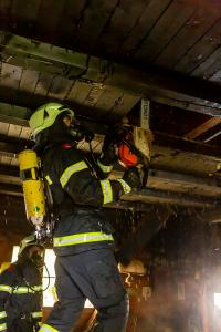 Mehrere Feuerwehren bei Dachstuhlbrand in Reith im Einsatz