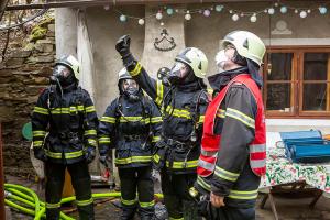 Mehrere Feuerwehren bei Dachstuhlbrand in Reith im Einsatz