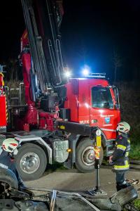 Fahrzeugüberschlag auf der B37 - Fahrzeuglenkerin unverletzt