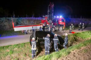 Fahrzeugüberschlag auf der B37 - Fahrzeuglenkerin unverletzt