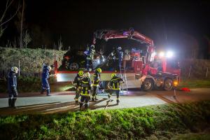 Fahrzeugüberschlag auf der B37 - Fahrzeuglenkerin unverletzt