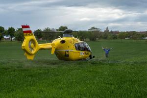 Zweifache Menschenrettung auf der B37 - Drei Feuerwehren im Einsatz