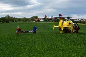 Zweifache Menschenrettung auf der B37 - Drei Feuerwehren im Einsatz