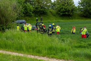 Zweifache Menschenrettung auf der B37 - Drei Feuerwehren im Einsatz