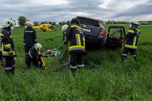 Zweifache Menschenrettung auf der B37 - Drei Feuerwehren im Einsatz