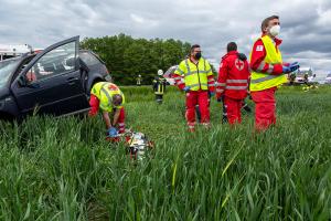 Zweifache Menschenrettung auf der B37 - Drei Feuerwehren im Einsatz