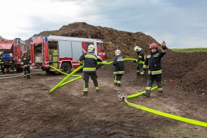 Langwieriger Einsatz beim Brand eines Komposthaufens