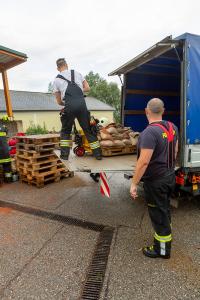 Schweres Unwetter über Göttweig - Mehrere KHD-Züge im Einsatz