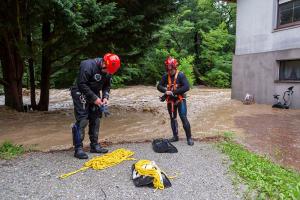 Schweres Unwetter über Göttweig - Mehrere KHD-Züge im Einsatz