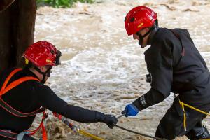 Schweres Unwetter über Göttweig - Mehrere KHD-Züge im Einsatz