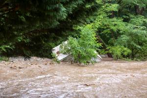 Schweres Unwetter über Göttweig - Mehrere KHD-Züge im Einsatz