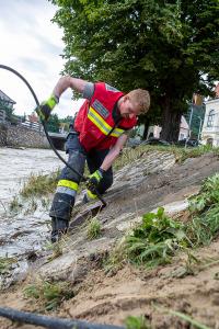 Aufräumarbeiten nach schwerem Unwetter über Göttweig