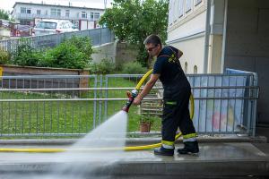 Aufräumarbeiten nach schwerem Unwetter über Göttweig