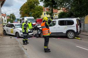 Zwei Verletzte nach Unfall auf der L43 in Walkersdorf