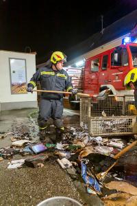 Hocher Sachschaden bei Zimmerbrand in Senftenberg