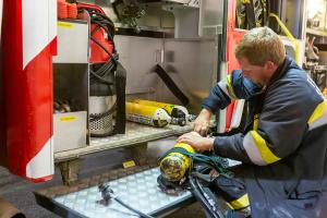 Hocher Sachschaden bei Zimmerbrand in Senftenberg