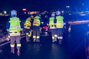 Glatteisunfall auf der S5 bei Krems